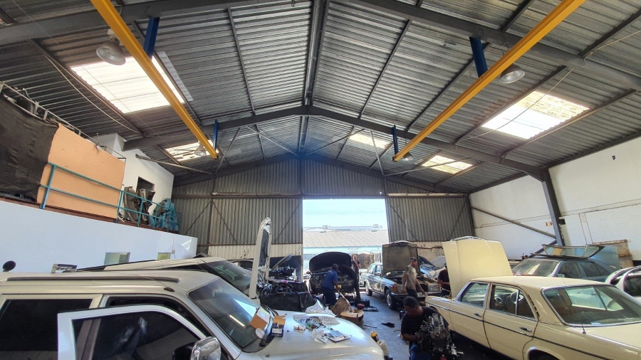 To Let commercial Property for Rent in Parow East Western Cape